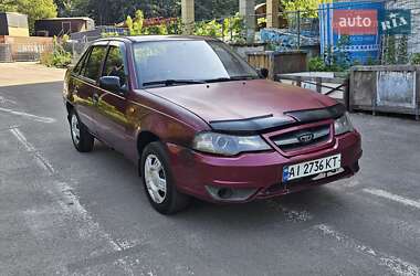 Седан Daewoo Nexia 2011 в 