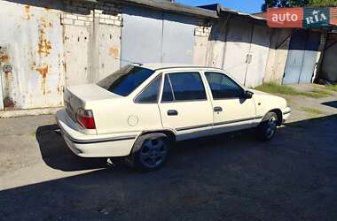 Седан Daewoo Nexia 2007 в 