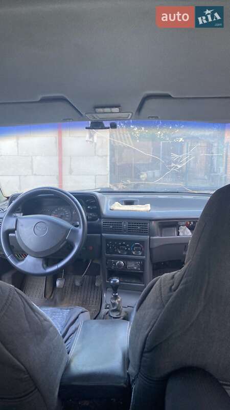 Седан Daewoo Nexia 2008 в Сумах