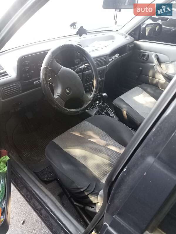 Седан Daewoo Nexia 2006 в Киеве