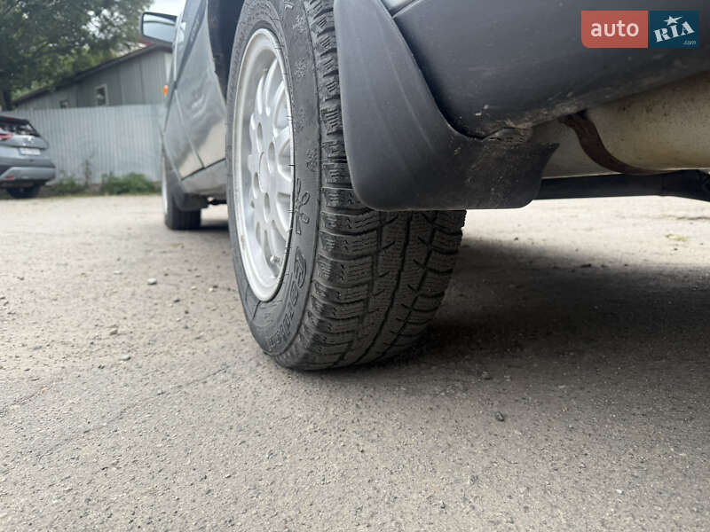 Седан Daewoo Nexia 1995 в Жмеринке