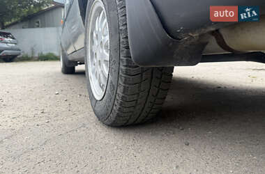 Седан Daewoo Nexia 1995 в 