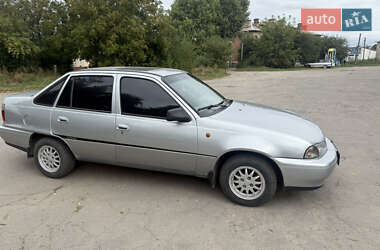 Седан Daewoo Nexia 1995 в 