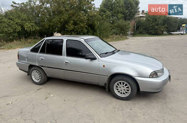 Седан Daewoo Nexia 1995 в 