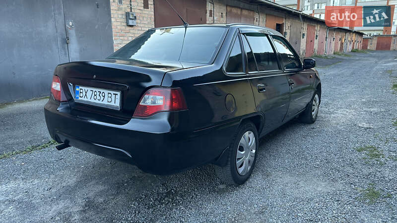 Седан Daewoo Nexia 2011 в Хмельницком