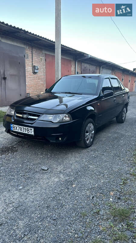 Седан Daewoo Nexia 2011 в Хмельницком
