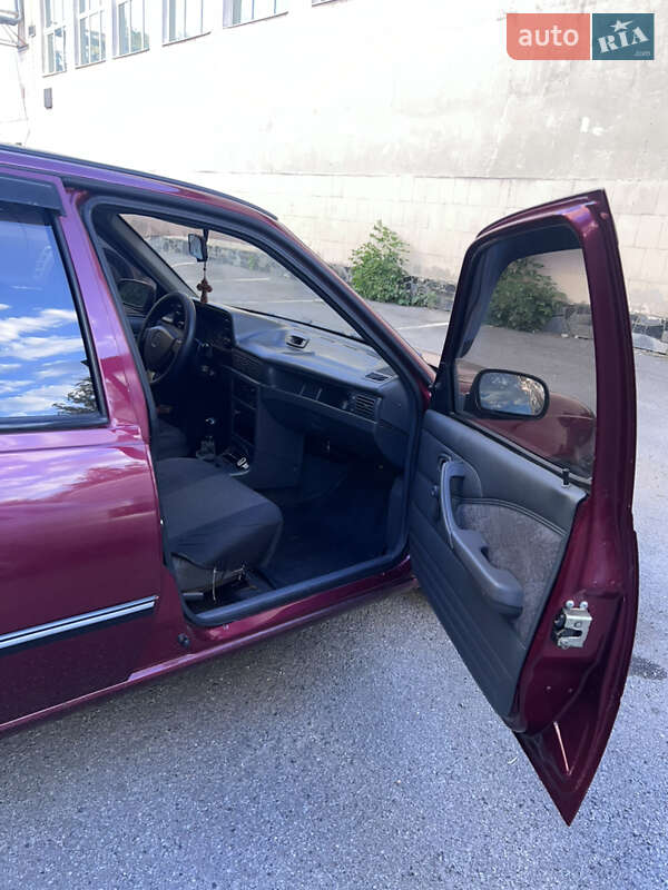 Седан Daewoo Nexia 2007 в Харькове