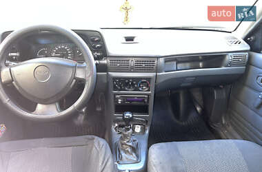Седан Daewoo Nexia 2007 в 