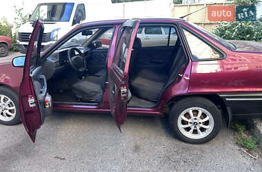 Седан Daewoo Nexia 2007 в 