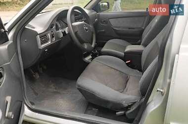 Седан Daewoo Nexia 2012 в 