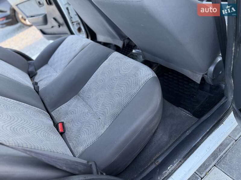 Седан Daewoo Nexia 2011 в Дрогобыче
