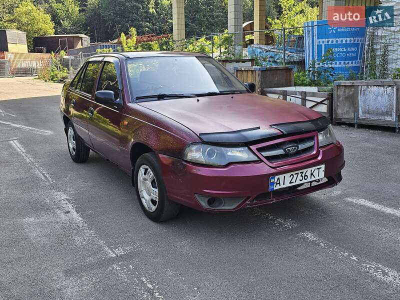 Седан Daewoo Nexia 2011 в Киеве