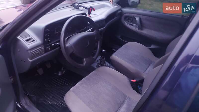 Седан Daewoo Nexia 2007 в Днепре