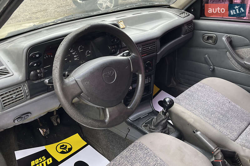 Седан Daewoo Nexia 2007 в Стрые