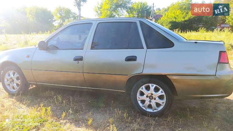 Седан Daewoo Nexia 2008 в Житомире