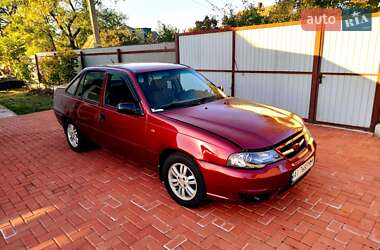 Седан Daewoo Nexia 2011 в Киеве
