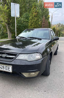Седан Daewoo Nexia 2009 в 