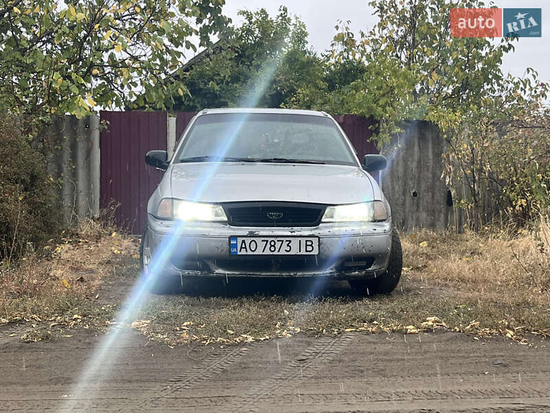 Седан Daewoo Nexia 1995 в 