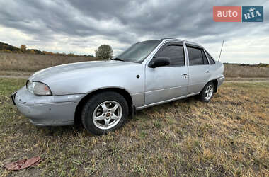 Седан Daewoo Nexia 1995 в Балаклії