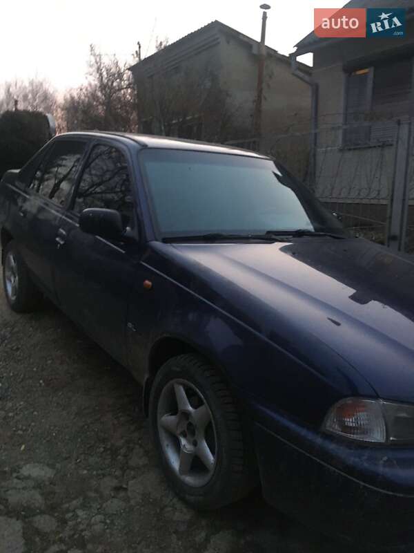 Седан Daewoo Nexia 2008 в Хусте
