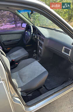 Седан Daewoo Nexia 2012 в 