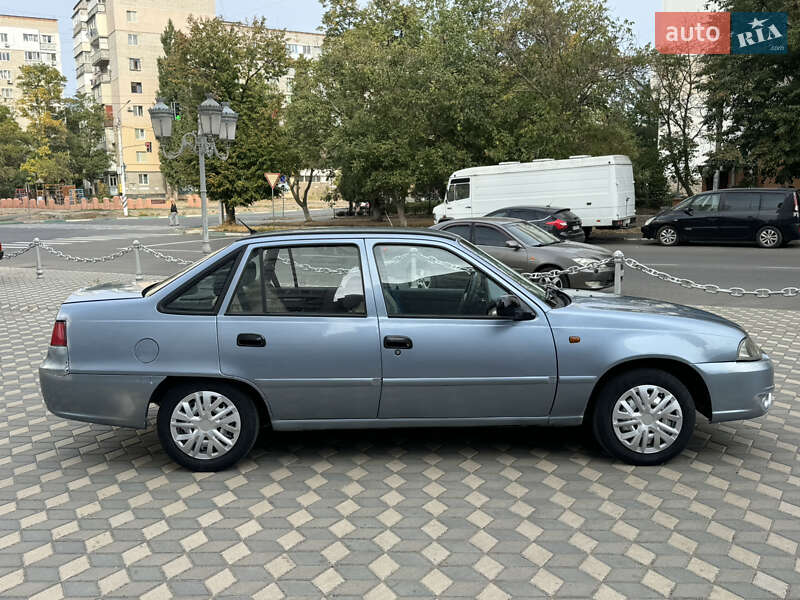 Седан Daewoo Nexia 2012 в Черноморске