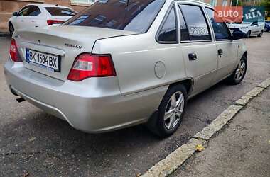 Седан Daewoo Nexia 2008 в Одесі