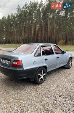 Седан Daewoo Nexia 2012 в 