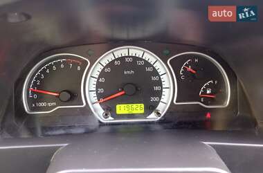 Седан Daewoo Nexia 2010 в 