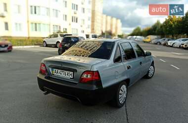 Седан Daewoo Nexia 2010 в 