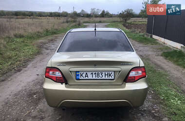 Седан Daewoo Nexia 2008 в 