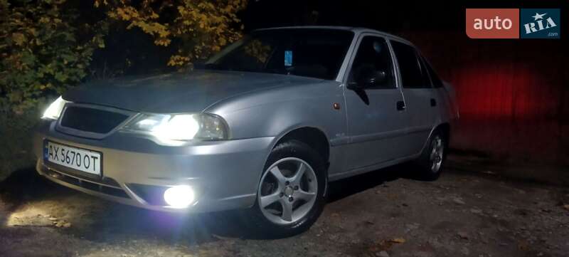 Седан Daewoo Nexia 2011 в Люботине