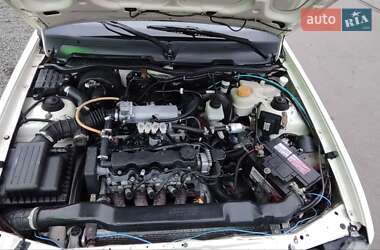 Седан Daewoo Nexia 2011 в 