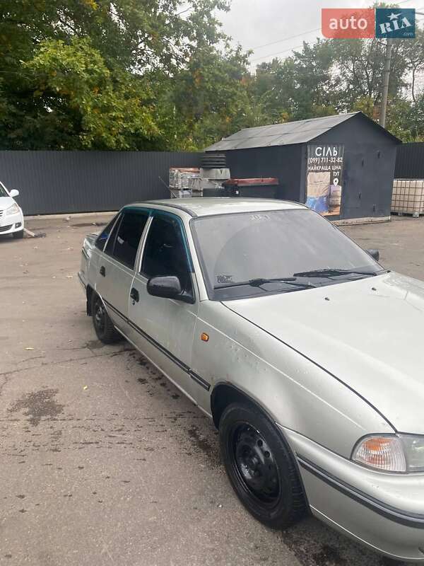 Седан Daewoo Nexia 2006 в Києві