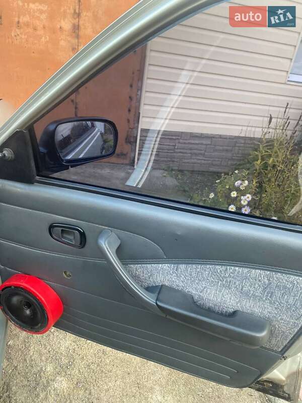 Седан Daewoo Nexia 2006 в Києві