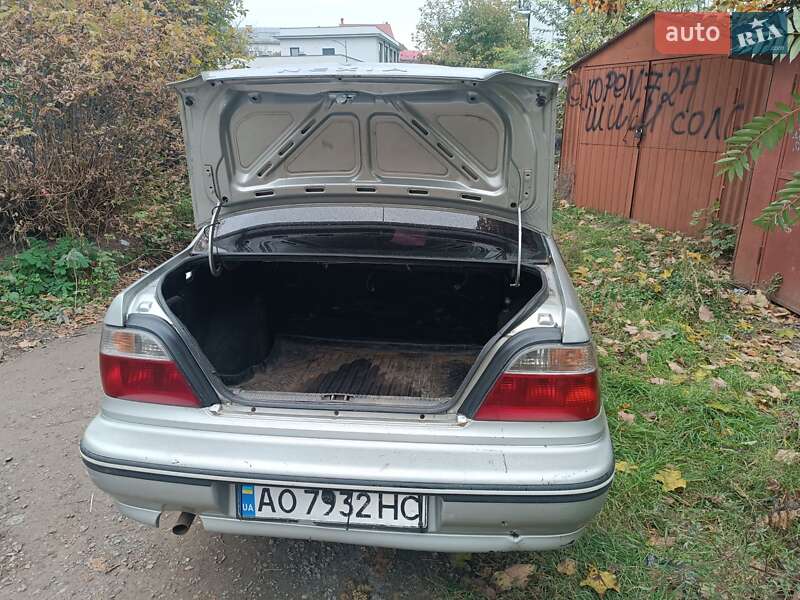 Седан Daewoo Nexia 2006 в Ужгороде