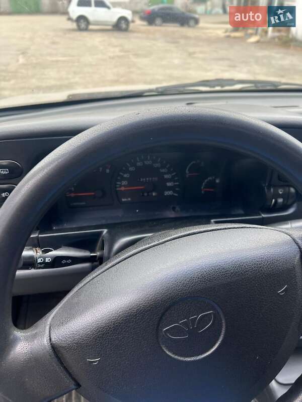 Седан Daewoo Nexia 2007 в Києві фото 5 Седан Daewoo Nexia 2007 в Києві