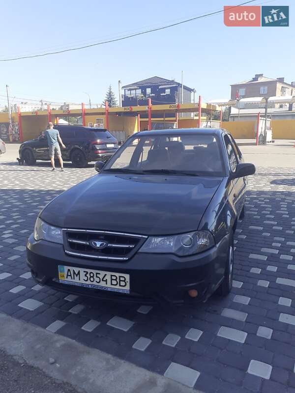 Седан Daewoo Nexia 2009 в Шепетівці фото 2 Седан Daewoo Nexia 2009 в Шепетівці