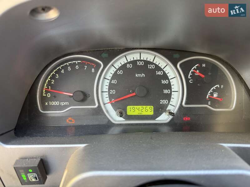 Седан Daewoo Nexia 2010 в Кривом Роге