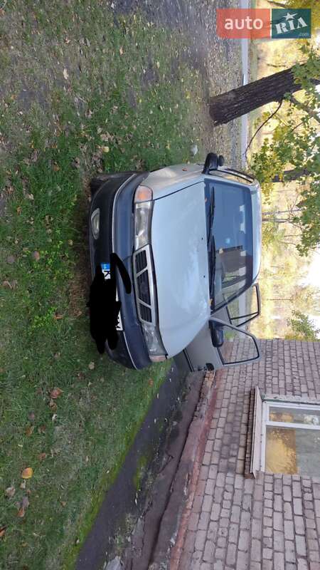 Седан Daewoo Nexia 2008 в 