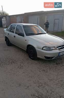 Седан Daewoo Nexia 2008 в Калуше