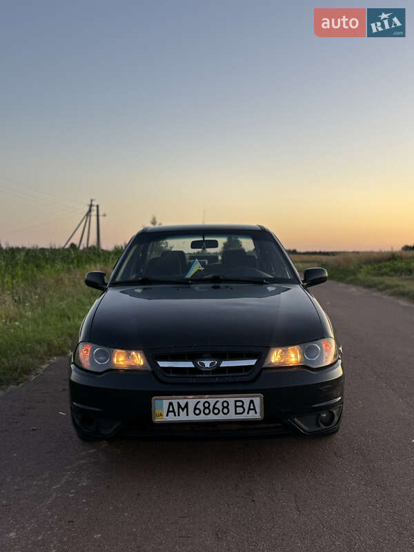 Седан Daewoo Nexia 2009 в Овруче