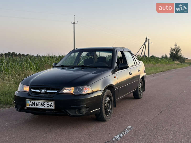 Седан Daewoo Nexia 2009 в Овруче