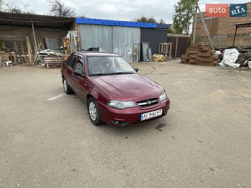 Седан Daewoo Nexia 2010 в Луцьку фото 2 Седан Daewoo Nexia 2010 в Луцьку