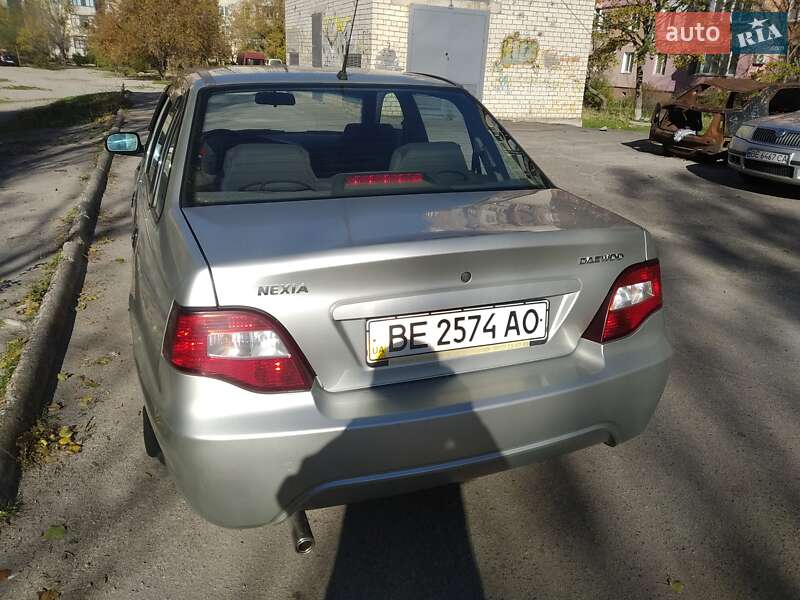 Седан Daewoo Nexia 2008 в Николаеве
