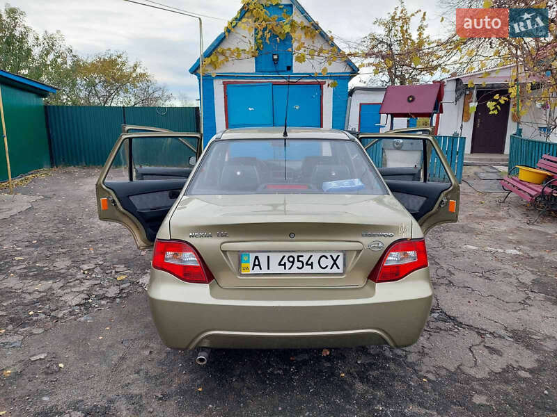Седан Daewoo Nexia 2011 в Фастові