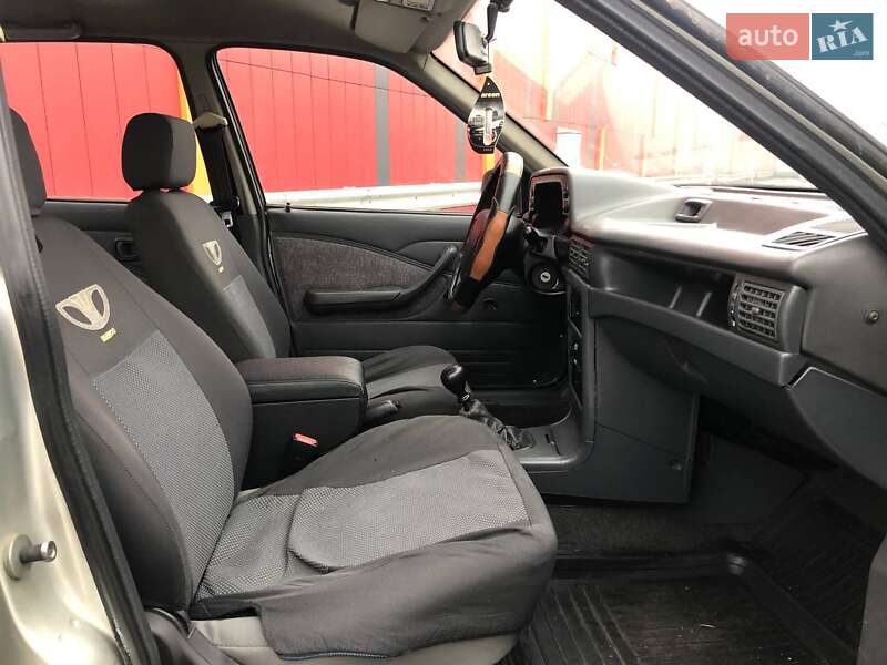 Седан Daewoo Nexia 2006 в Києві