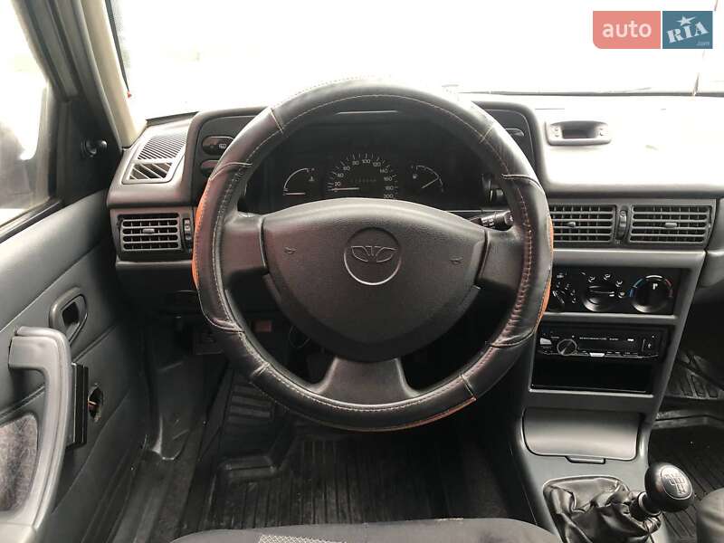 Седан Daewoo Nexia 2006 в Києві