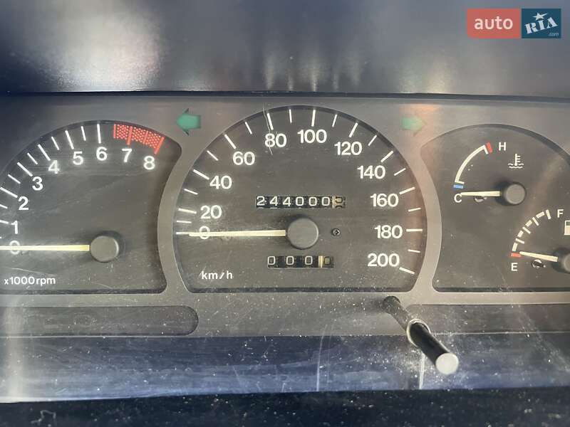 Седан Daewoo Nexia 2008 в Києві