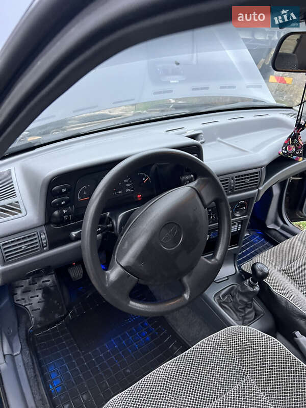 Седан Daewoo Nexia 2007 в Броварах